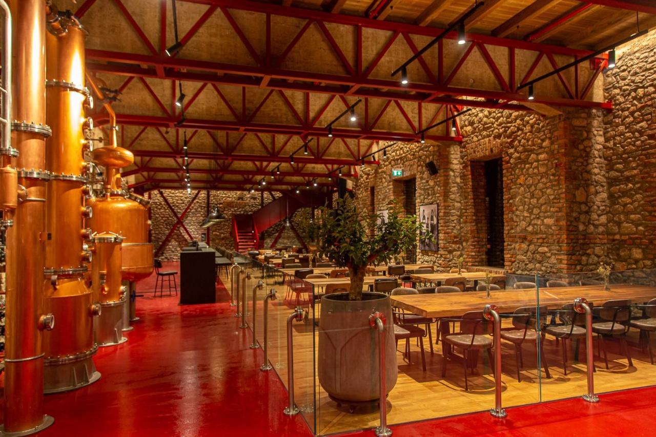Melesin Distillery Leskovik 외부 사진